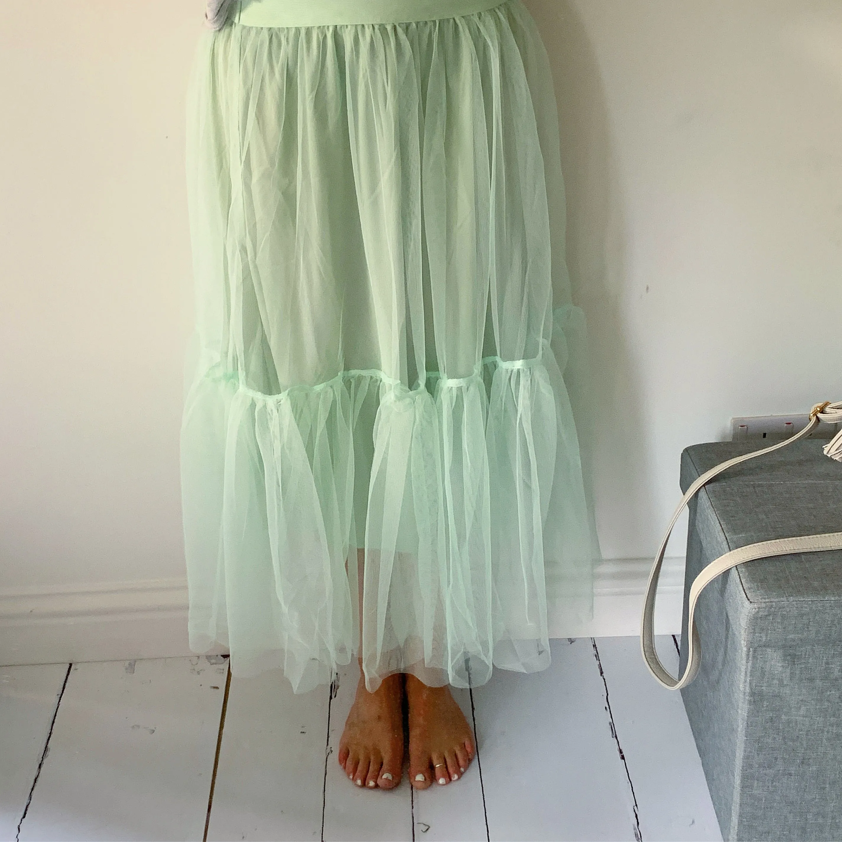 Calvi mint tulle skirt