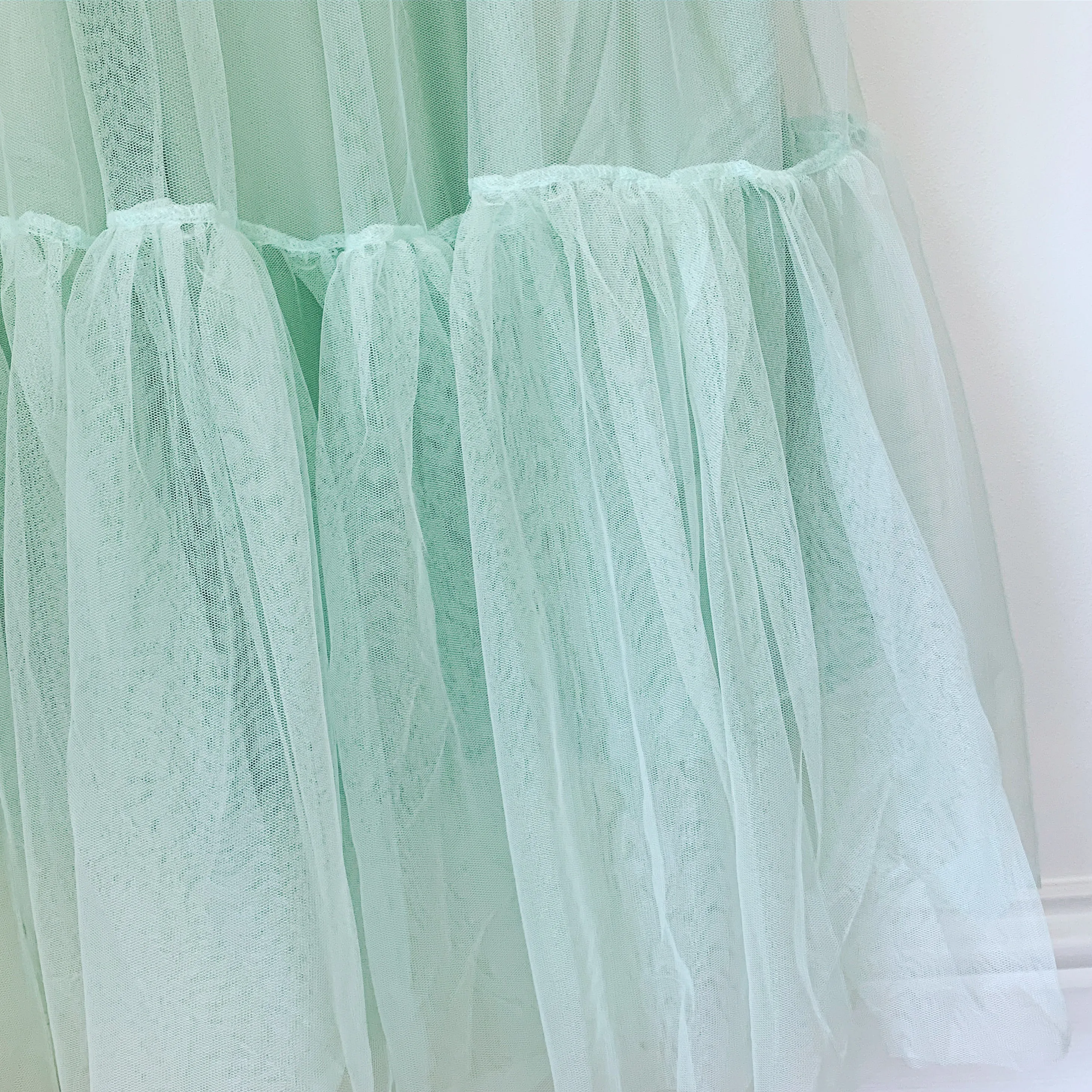 Calvi mint tulle skirt