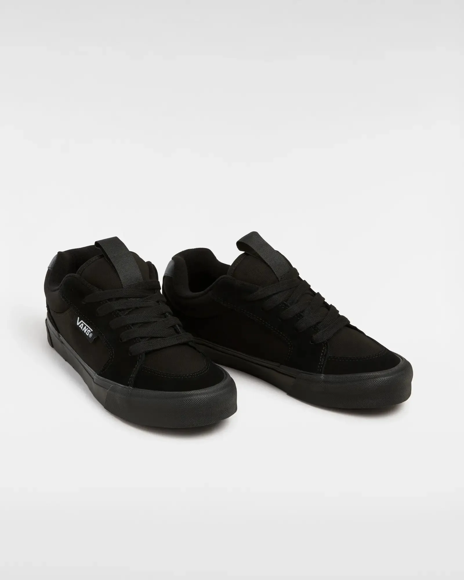 Chukka Push Shoes in Black