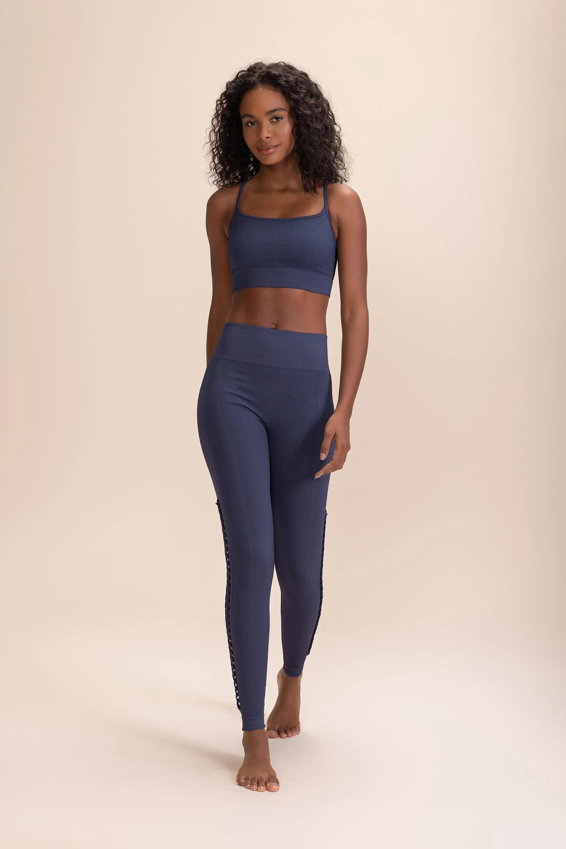 Explore Seamless Sports Bra