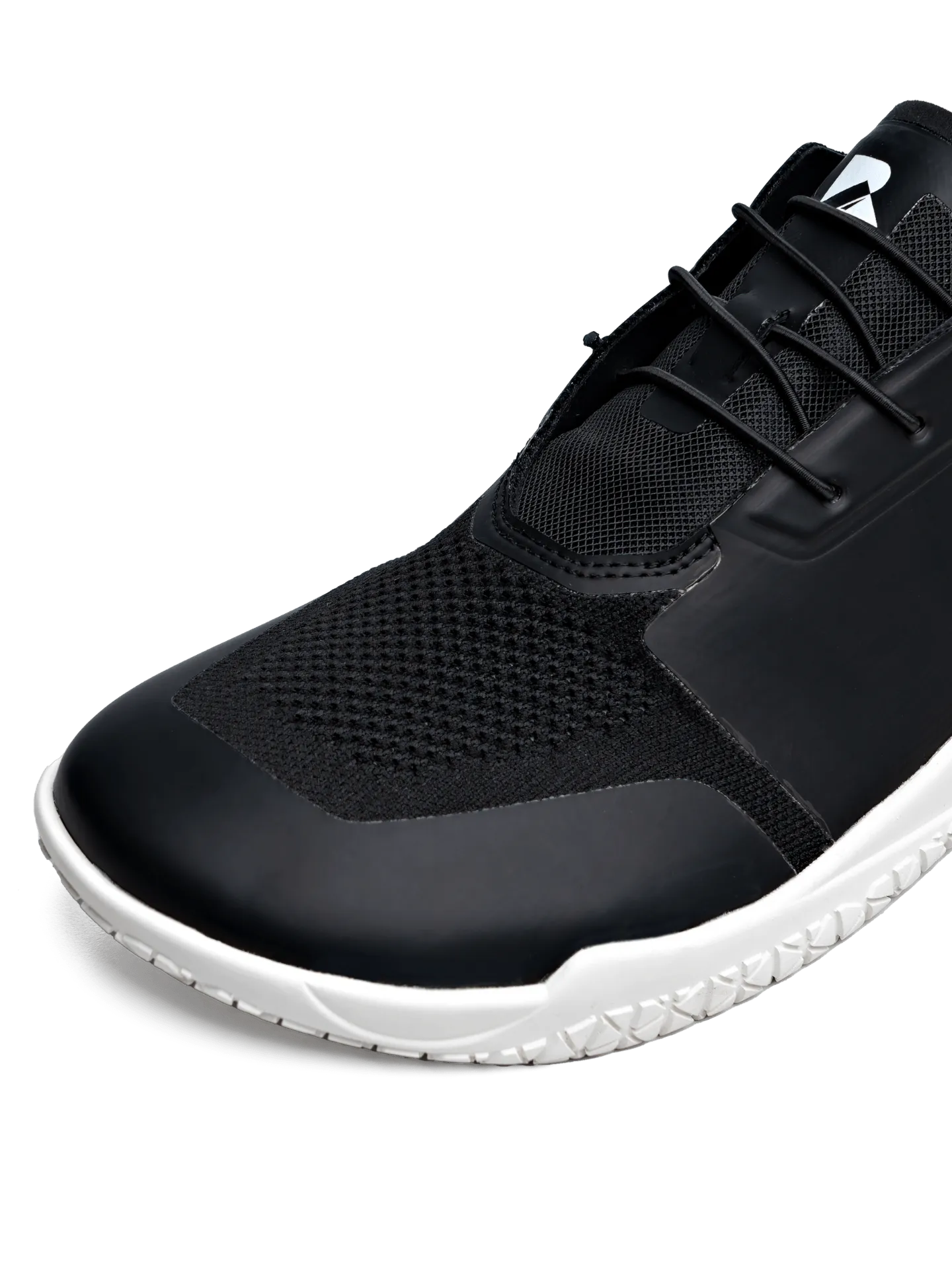 Legend Hybrid Barefoot Trainer Black