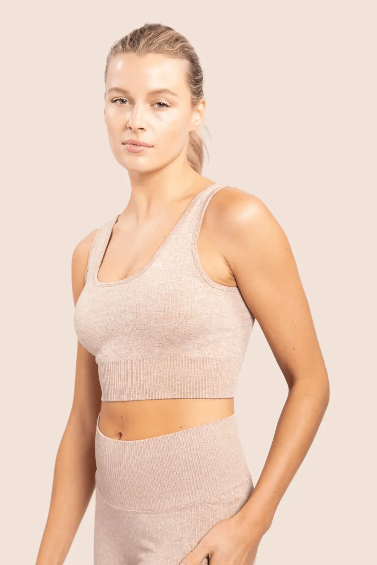 Mono B Seamless Hybrid Ribbed Sports Bra - Mud