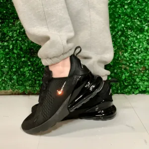 Nike Air Max 270 Triple Black - Minimal *