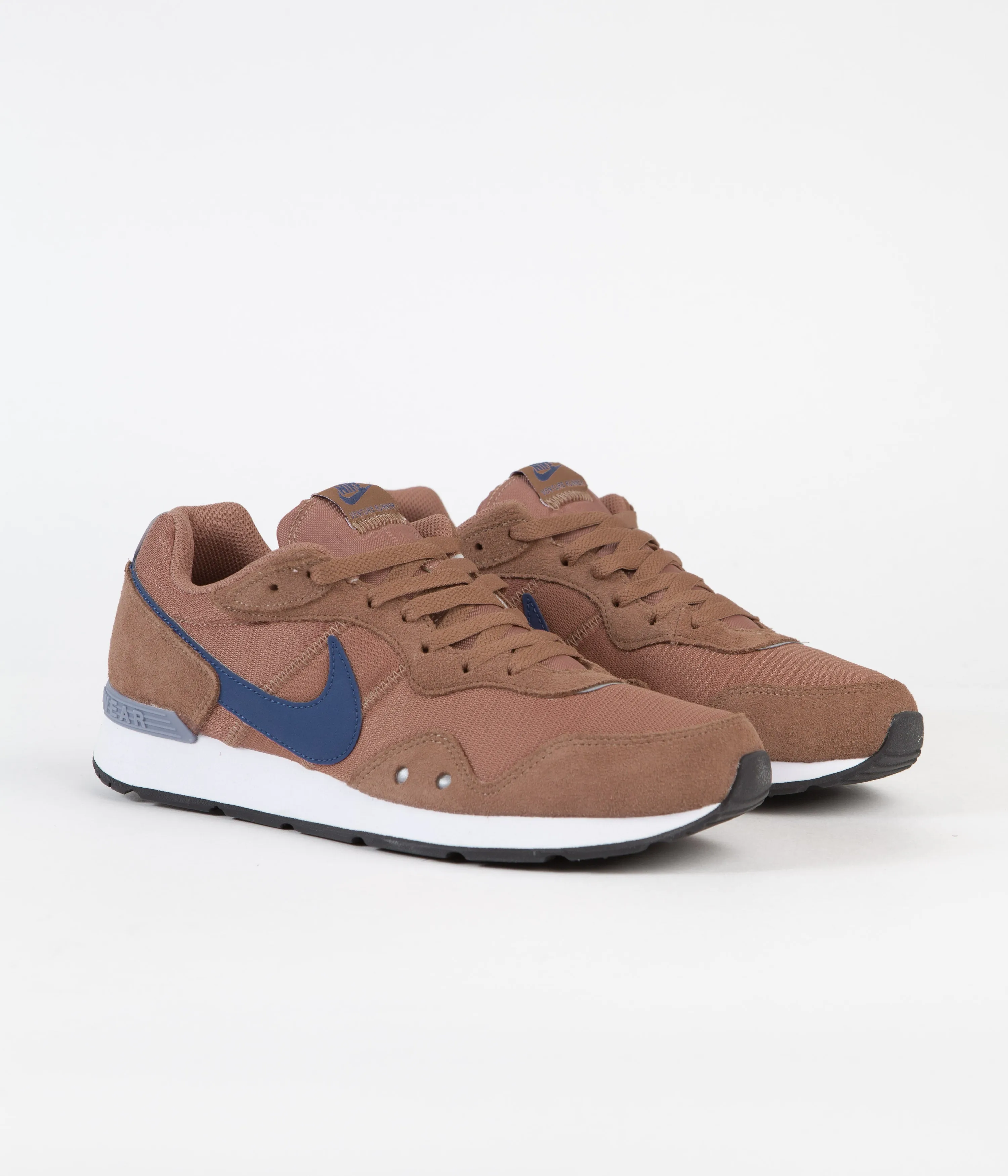 Nike Venture Runner Shoes - Mineral Clay / Mystic Navy - Archaeo Brown