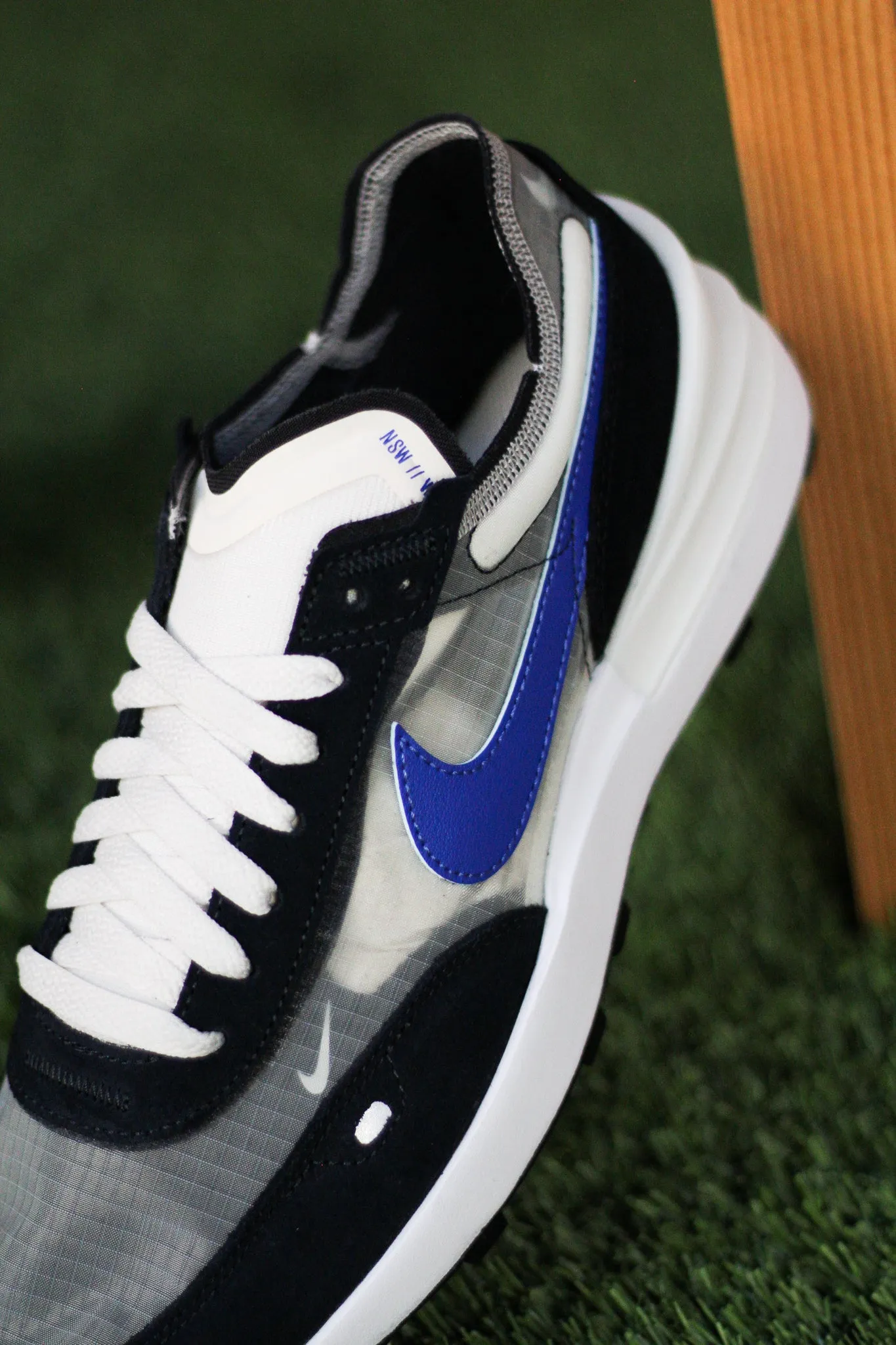 NIKE WAFFLE ONE SE "PHANTOM/HYPER ROYAL"