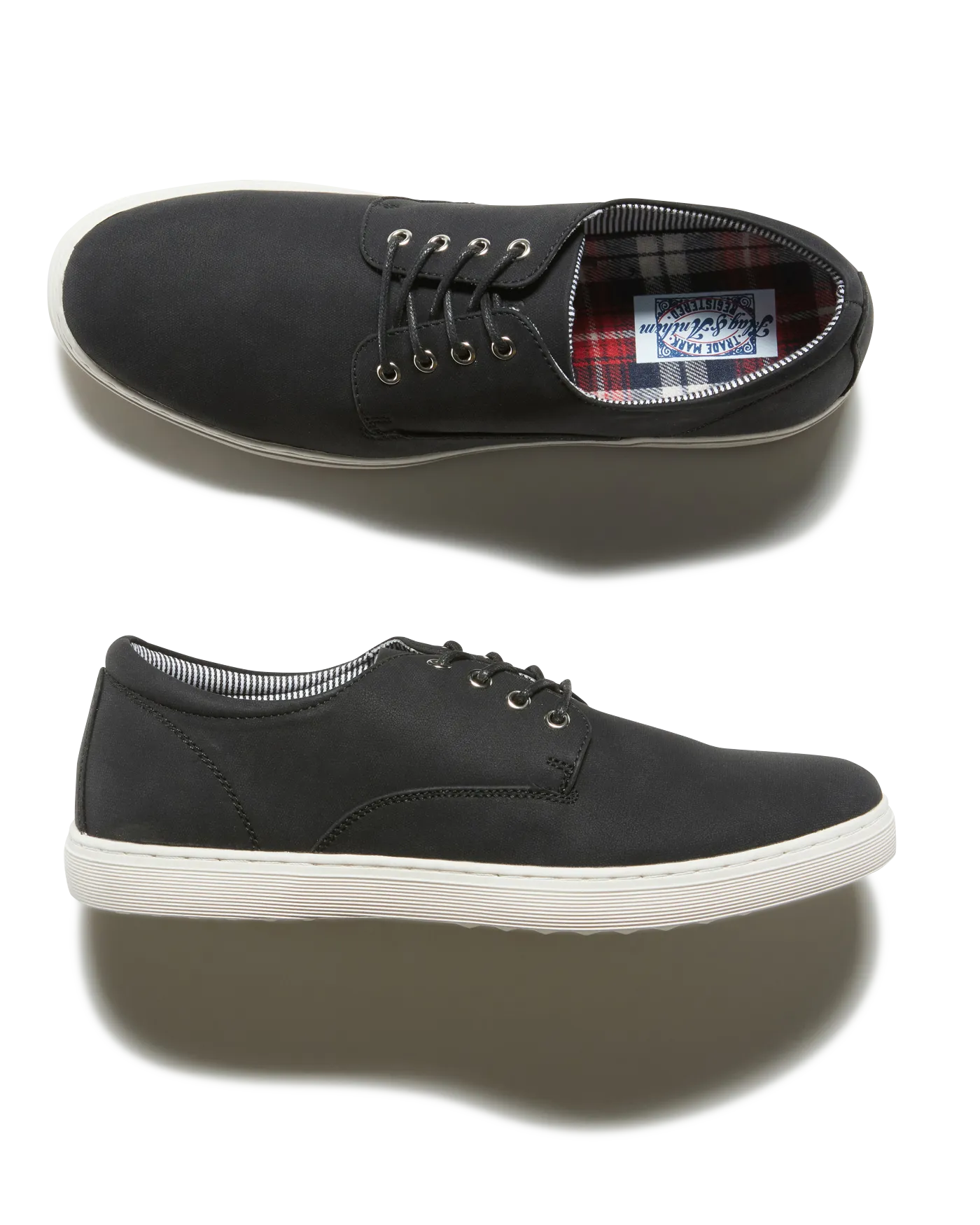 PEMBROKE CANVAS SNEAKER