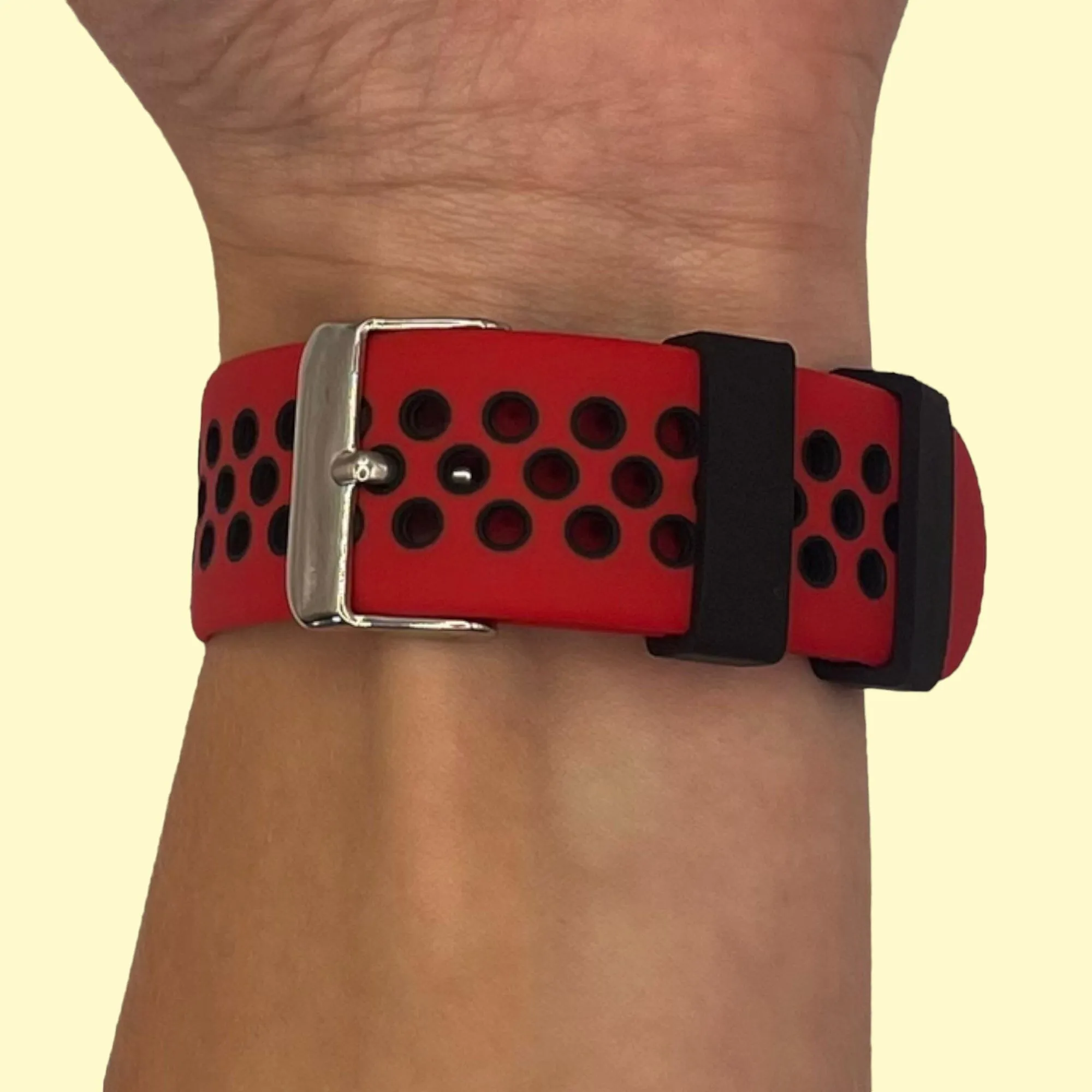 Silicone Sports Straps Compatible with the Fossil Hybrid Range