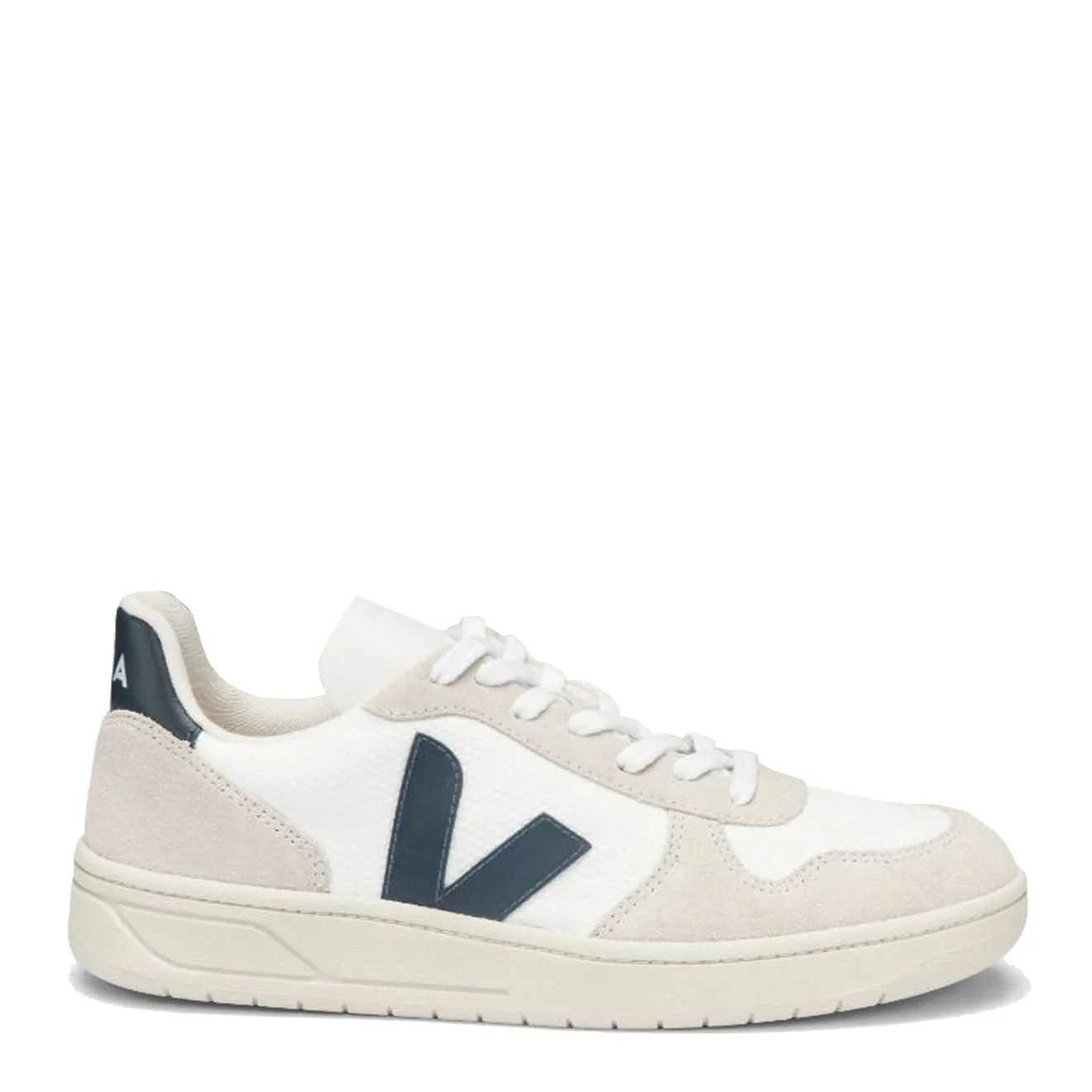 Veja V-10 Trainer White Nautico